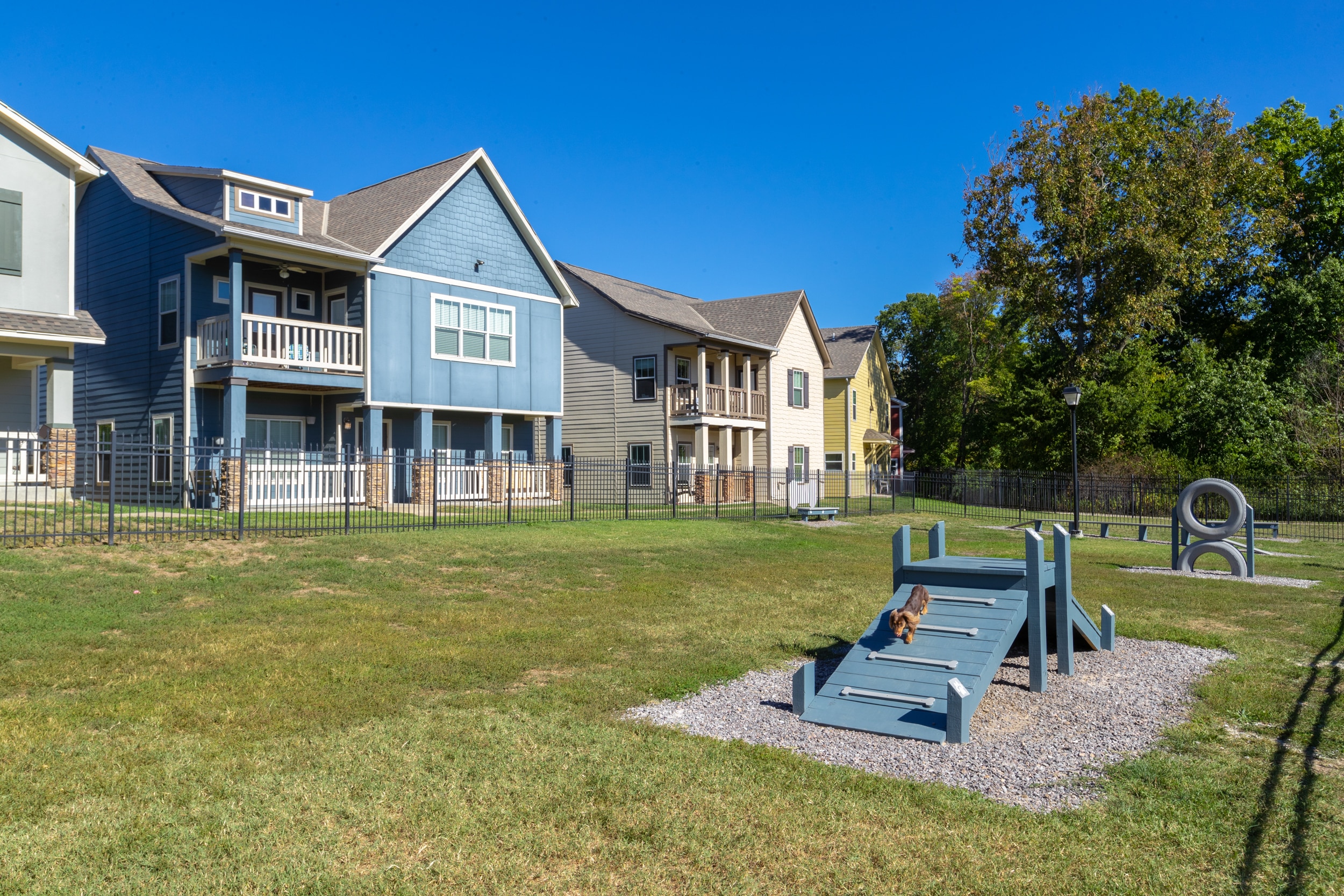 the-collective-at-columbia-apartments-near-the-university-of-missouri-dog-park-exterior